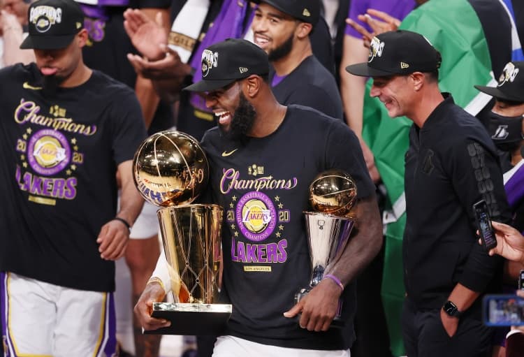 NBA Yöneticisi: LeBron James Kazanmaktan Bahsediyor Ama Son Yıllarda Şampiyonluk Onun İçin O Kadar Önemli Değil Gibi