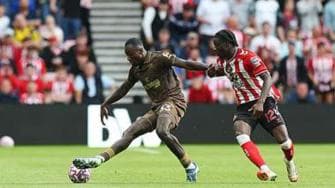 Premier Lig Sunderland Brentford'u 2-1 Mağlup Etti Issiaka'dan Galibiyet Golü Thiago'nun Sayısı Shad'in Penaltısı Kaçırdı