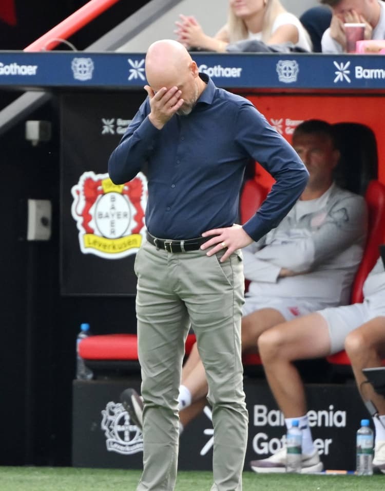 Bayer Leverkusen Sportif Direktörü: Ten Hag'ın hayal kırıklığına uğraması ve şaşırması normal, yanlış teknik direktör seçtik