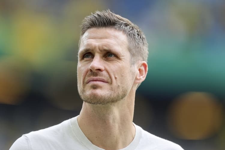 Borussia Dortmund Sportif Direktörü Yaz Transfer Dönemini Değerlendirdi Bu Transfer Operasyonları Kolay Değil İngiliz Kulüpleri Çok Zengin Bizim Yavaş İlerlememiz Gerekiyor
