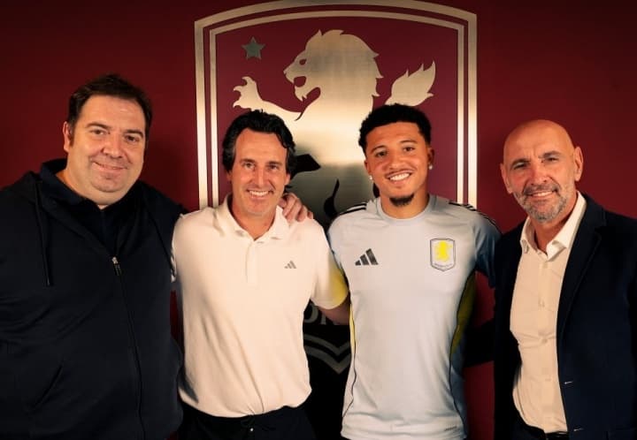 Sancho takım hedeflerinin kişisel hedeflerimin üzerinde olduğunu ve Emery ile konuştuktan sonra kendime güvendiğimi söyledi