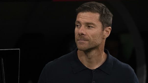 Alonso, Reale Arena'ya Geri Dönüyor: Eski Real Sociedad B Takımı Hocaları Karşı Karşıya
