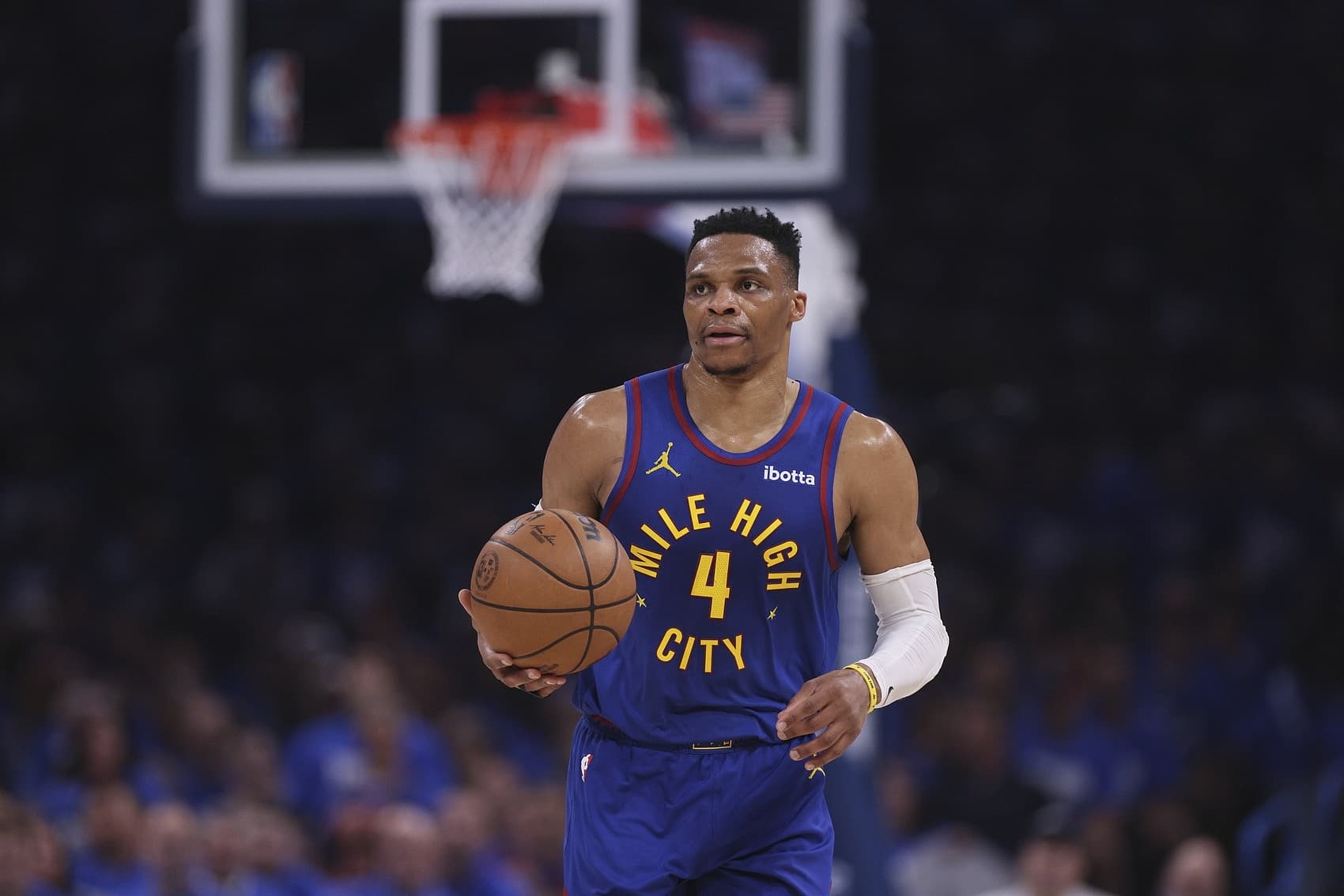 Jefferson'dan Westbrook Yorumu: Onurlu Bir Emeklilik Mi İstiyor Yoksa Basketbola Aşık Olup Her Şeyi Göze Mi Alıyor?
