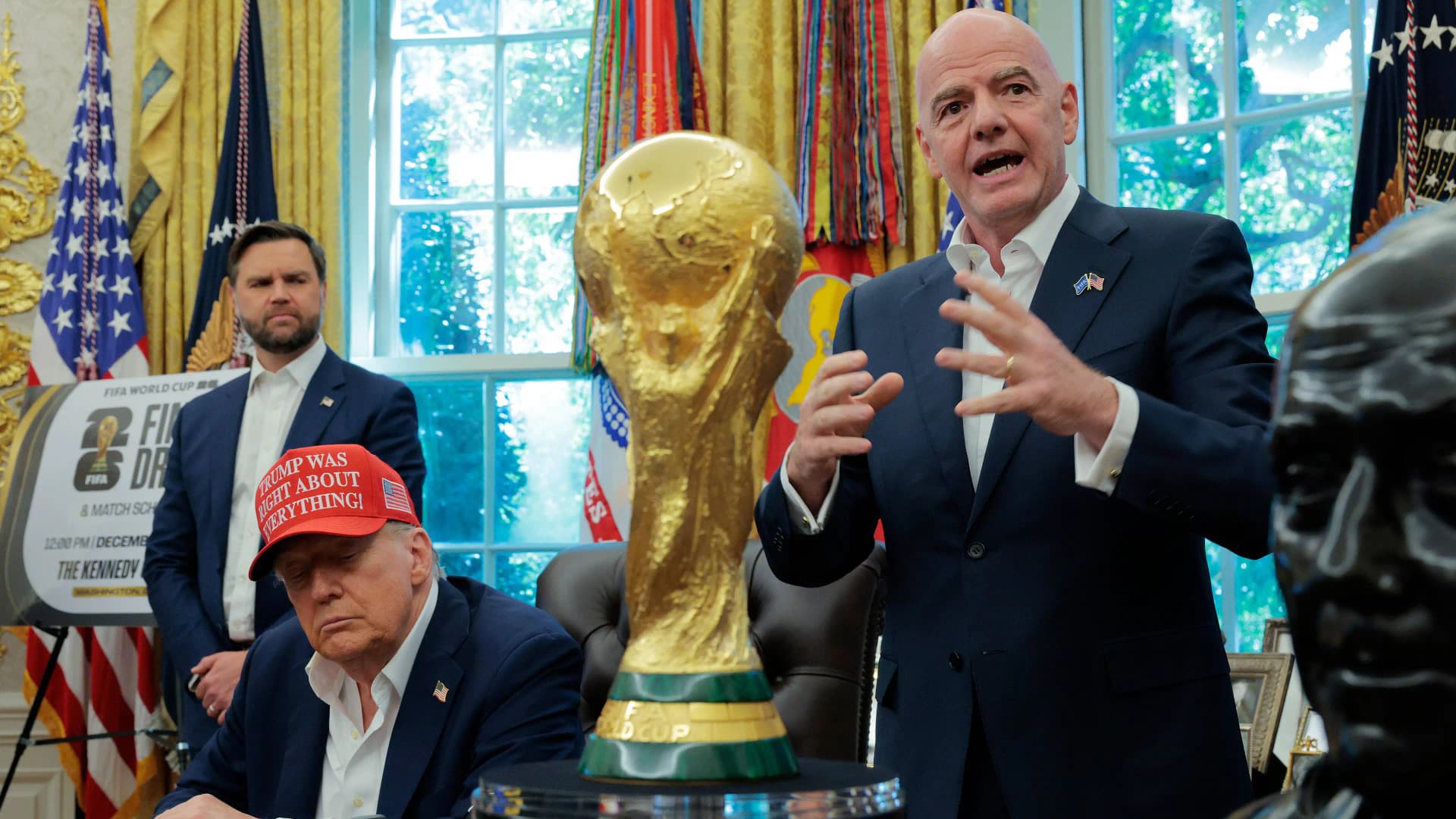 FIFA, Dünya Kupası maçlarının yerini değiştirme yetkisinin Trump'ta olmadığını belirtti