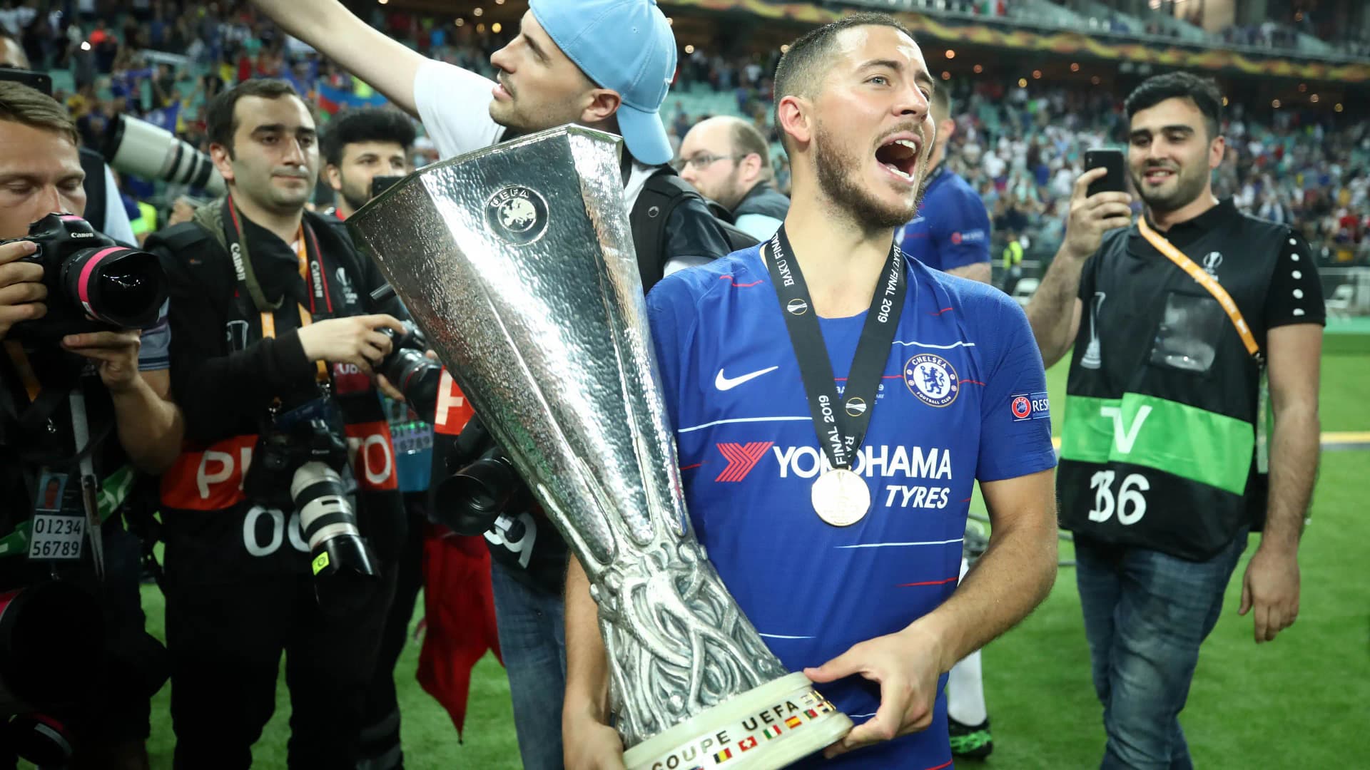 Hazard'ın sorunlu ayrılığının ardından Chelsea'ye dönmesi bekleniyor