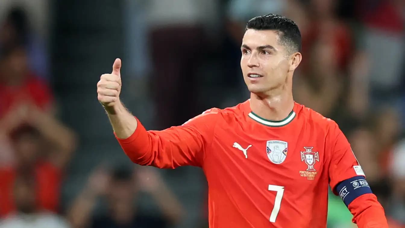 Ronaldo, Portekiz maçından sonra Liverpool'lu yıldıza verdiği sözü tuttu