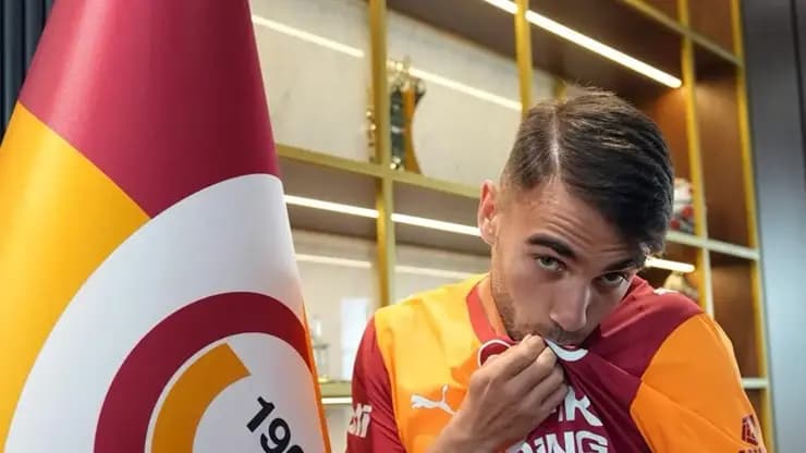 Yunus Akgün'e Dortmund Kancası: Galatasaray'a Transfer Teklifi Mi?