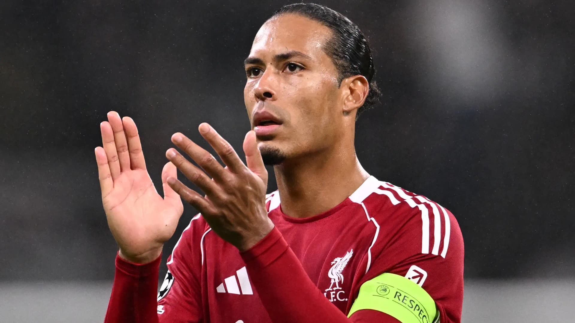 Kriz Yok! Van Dijk, Manchester United Yenilgisi Sonrası Takımı Topladı