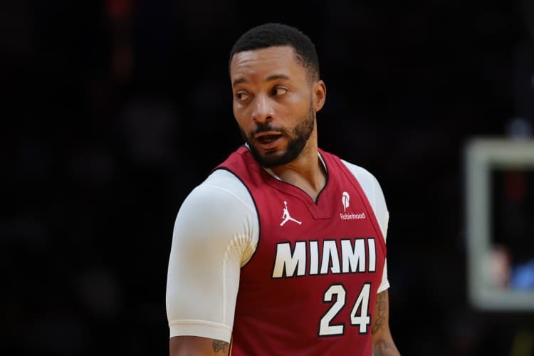 Powell'dan Clippers'a Taktik Eleştirisi: Isı Daha Takım Oyunu Oynuyor