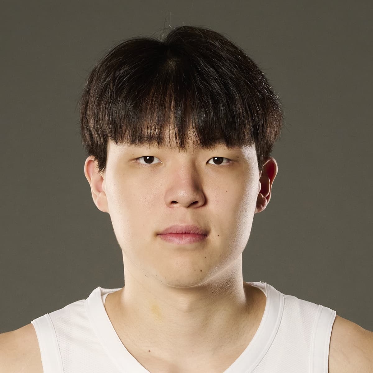 Yang Hansong'dan NBA'e Bilet: Gelişim Ligi'nde Skor, Ribaund ve Blok Şov Gerek!