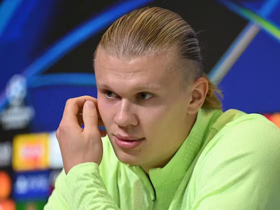 Haaland'dan Alçakgönüllü Açıklama: Henüz Messi ve Ronaldo Seviyesinde Değilim