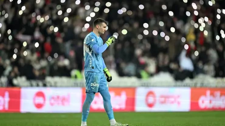Livakovic Şoku! Fenerbahçe'den Devre Arası Veda mı?