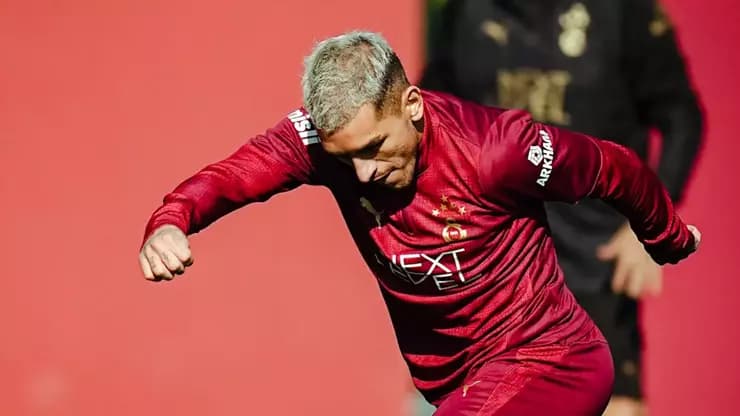 Galatasaray Gençlerbirliği Maçı Hazırlıkları Sürüyor
