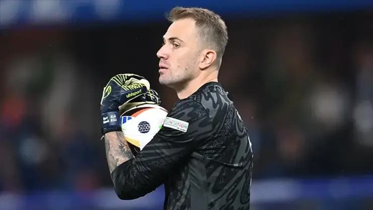 Mert Günok Fenerbahçe'ye mi? Beşiktaş Şoku Sonrası Transfer İddiası