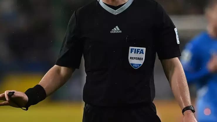 FIFA Kokartlı Hakemler: Yeni Yılda Kimler Sahada?