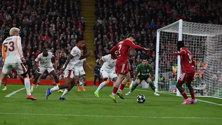 Liverpool Galatasaray'ı Ezdi Avrupa'ya Veda!