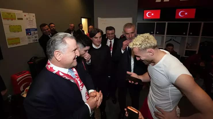 Erdoğan'dan Milli Takım'a Telefon Müjdesi!