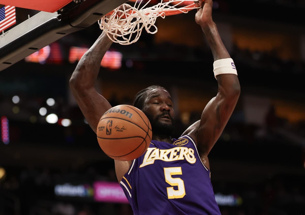 Redick: Ayton ilk iki maçta kilit rol oynadı, Hayes de göz doldurdu!