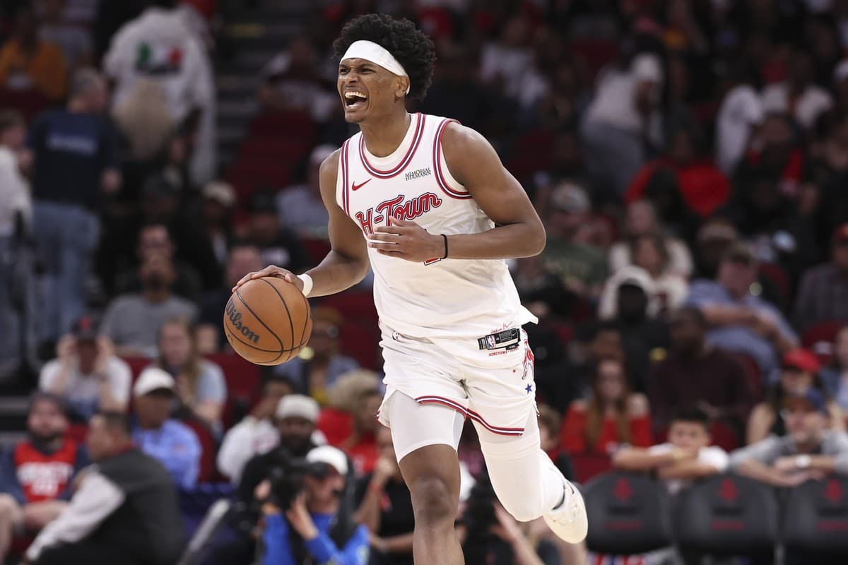 Udoka'dan Amen Thompson'a Kennard karşısında görev: Boyalı alana dal, diğerlerini oyuna kat!