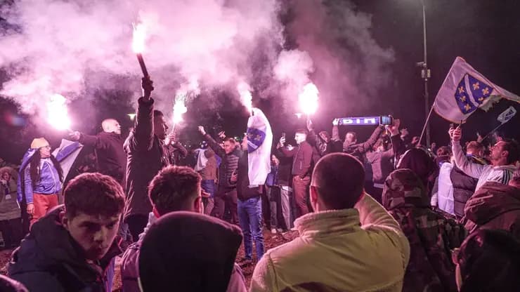 Bosna Hersek Dünya Kupası Ateşiyle Yanıyor! Sokaklar Bayram Yeri