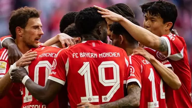 Bayern Münih Almanya'da Yine Zirvede! Şampiyonluk Serisi Sürüyor