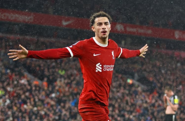 Liverpool'da Jones Parladı, Konate ve Isak Hayal Kırıklığı Yarattı!