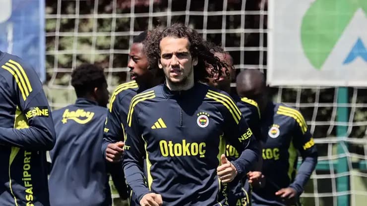Fenerbahçe'de derbi mesaisi hız kesmiyor