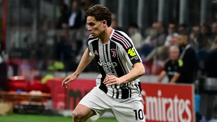 Milan - Juventus MAÇ ÖZETİ | Zirveden koptular: Devlerin şampiyonluk umutları tükendi