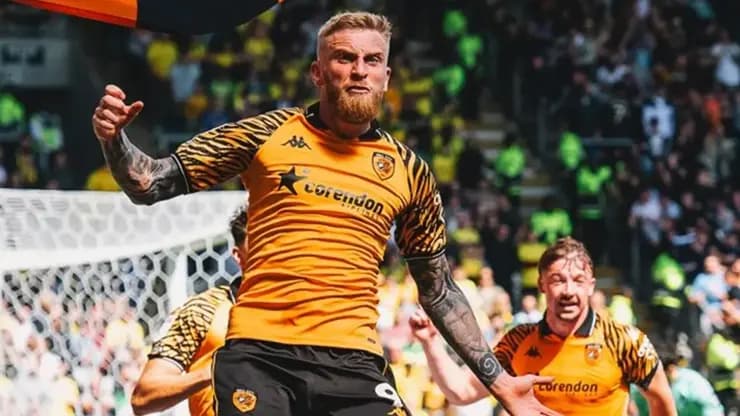 Hull City Play-Off'u Garantiledi!