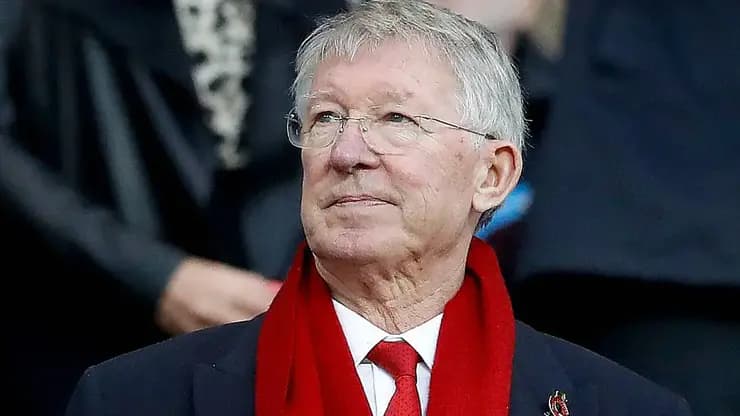 Futbol efsanesi Sir Alex Ferguson hastanede!