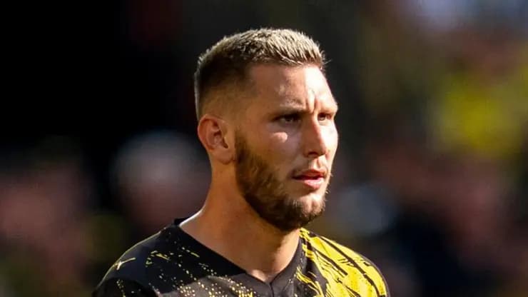 Almanya Milli Takımı'nın yıldızı Niklas Süle'den erken veda şoku!