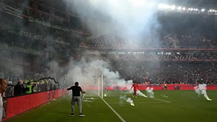 Meşale şoku: Trabzonspor ve Konyaspor PFDK'ya
