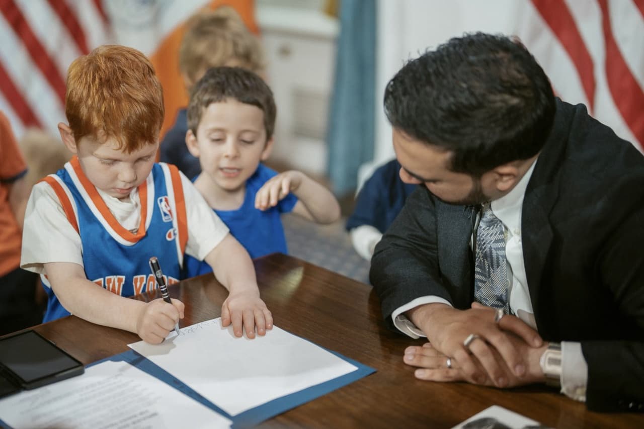 New York'tan Knicks'e Tam Destek: Başkan, Final Serisi Boyunca Çocukların Yatma Saatlerine Son Verdi!