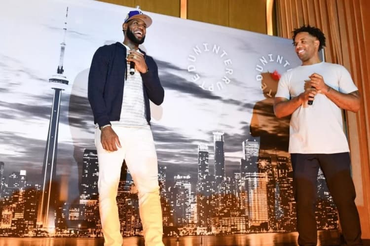 LeBron James Kendi Medyasını Kuruyor: Medyanın Sözlerini Çarpıtmasına ve Kesmesine Son Verecek