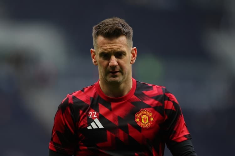 Heaton'dan Carrick'e tam not: Sakinliği ve icraatıyla takımı hazır tutuyor!