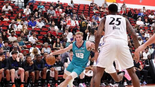 Yaz Ligi'nde Charlotte Hornets'tan Açılış Zaferi: Magic'i Geçtiler! McNeely 28 Sayıyla Yıldızlaştı, Steinbach'tan 15+11