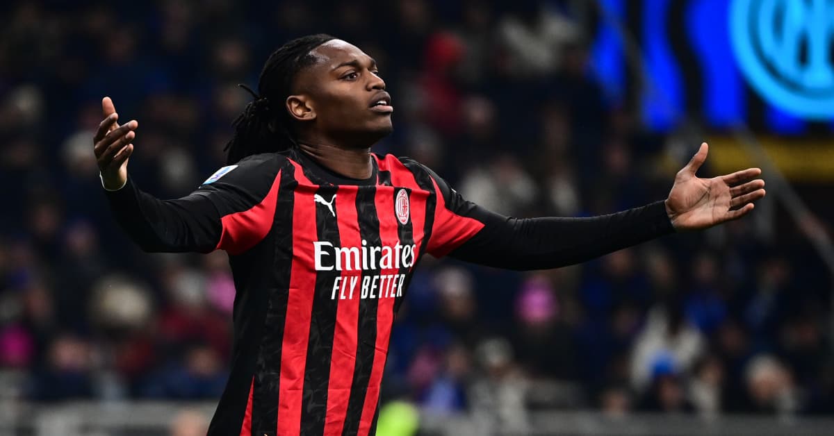 Galatasaray, Milan'ın Yıldızı Rafael Leao İçin Ağustos Ayını Bekliyor