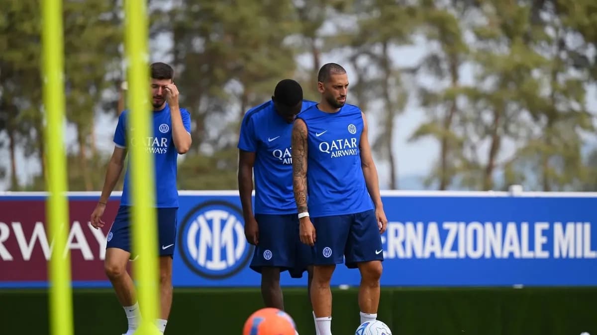 Hakan Çalhanoğlu Inter Kampında, Milli Takım'ın Dünya Kupası Gündemi