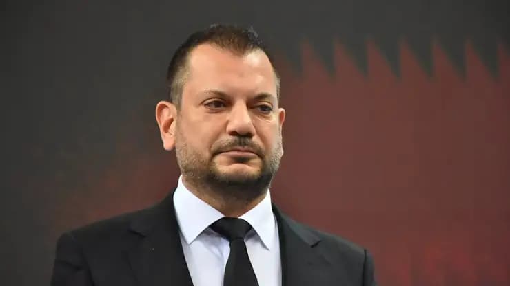 SON DAKİKA Ertuğrul Doğan Kulüpler Birliği'nde yeniden başkan oldu