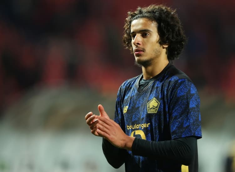 L'Équipe'ten bomba iddia: Manchester City, Rodri'nin veliahtı için Lille'li Bouaddi'ye kancayı taktı!