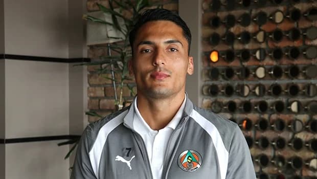 İbrahim Kaya'dan Hem Transfer Hem Milli Takım Mesajı: "Bir Kulübün İlgisi Var, Hayalim Milli Forma"