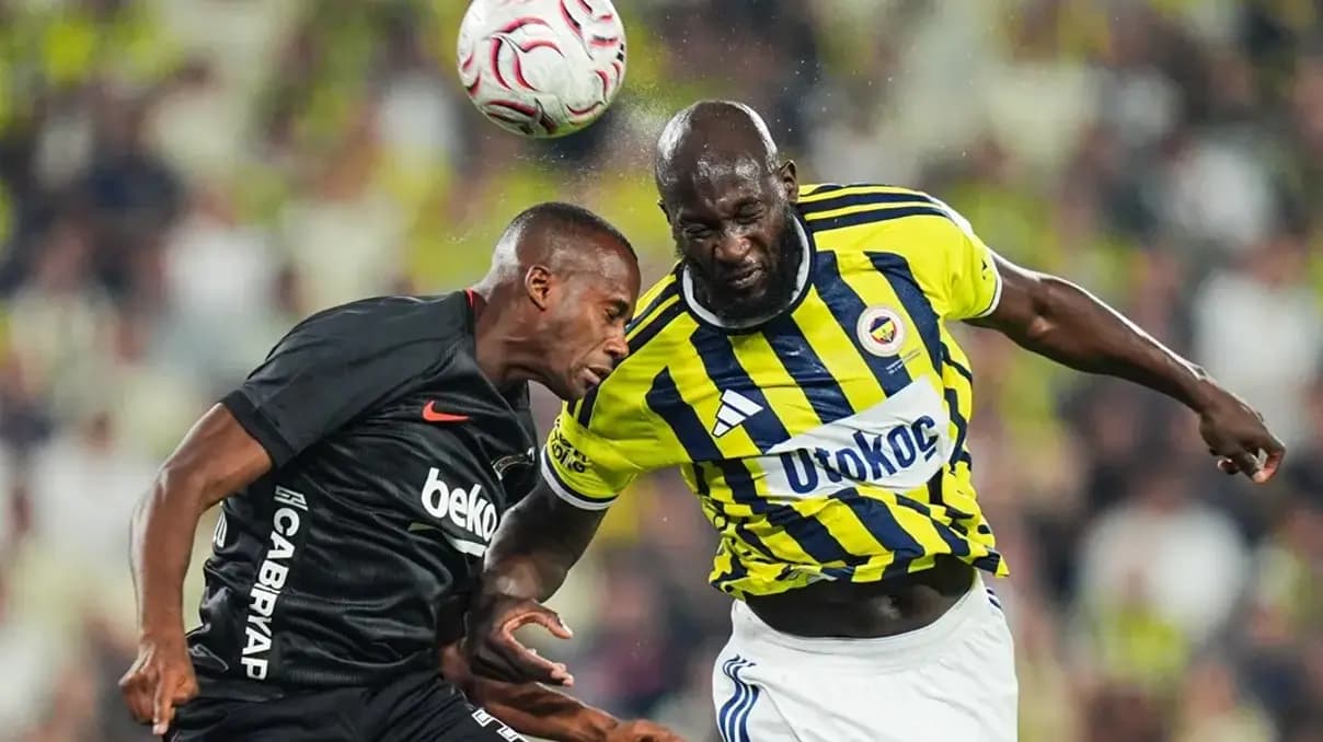 Fenerbahçe'de Lukaku hamlesi: Milli ara sonrası forma savaşını kızıştıracak