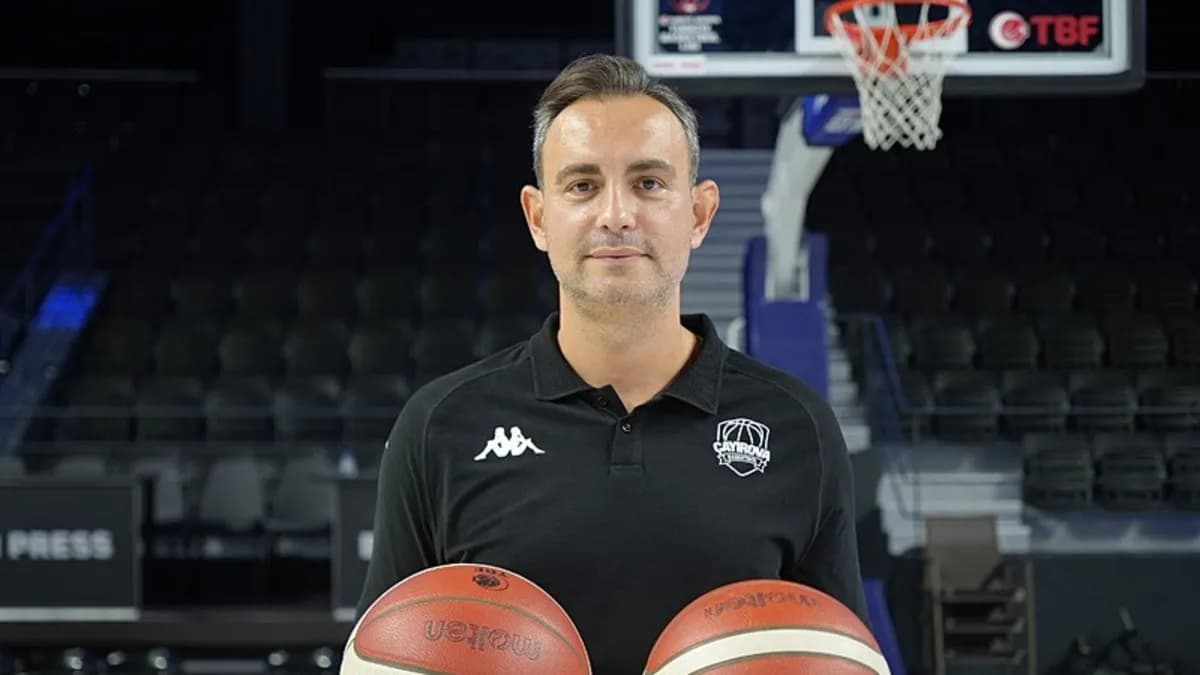 A Milli Erkek Basketbol Takımı'nda Dünya Kupası Hedefi: Ender Arslan 'Tepelerde Olmak İstiyoruz'