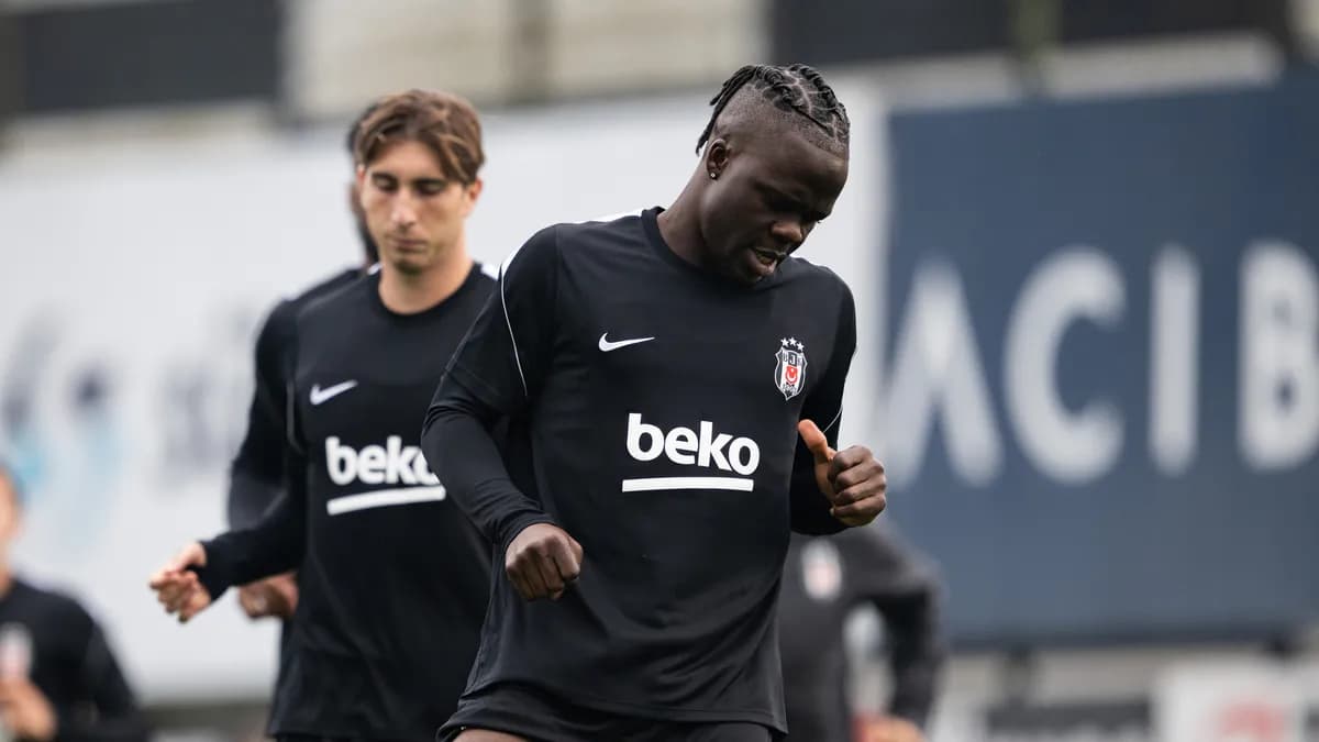 Beşiktaş'ın kilit oyuncusu Junior Olaitan'a İngiltere'den transfer teklifi yolda