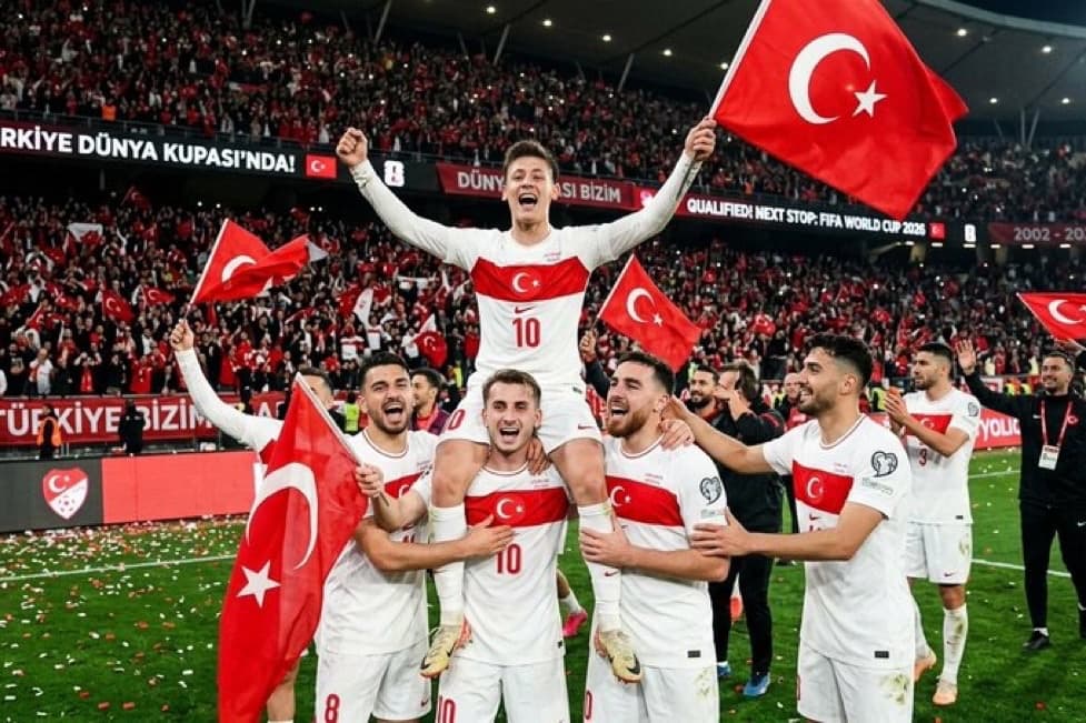 worldCup.turkeyTeamHeroAlt