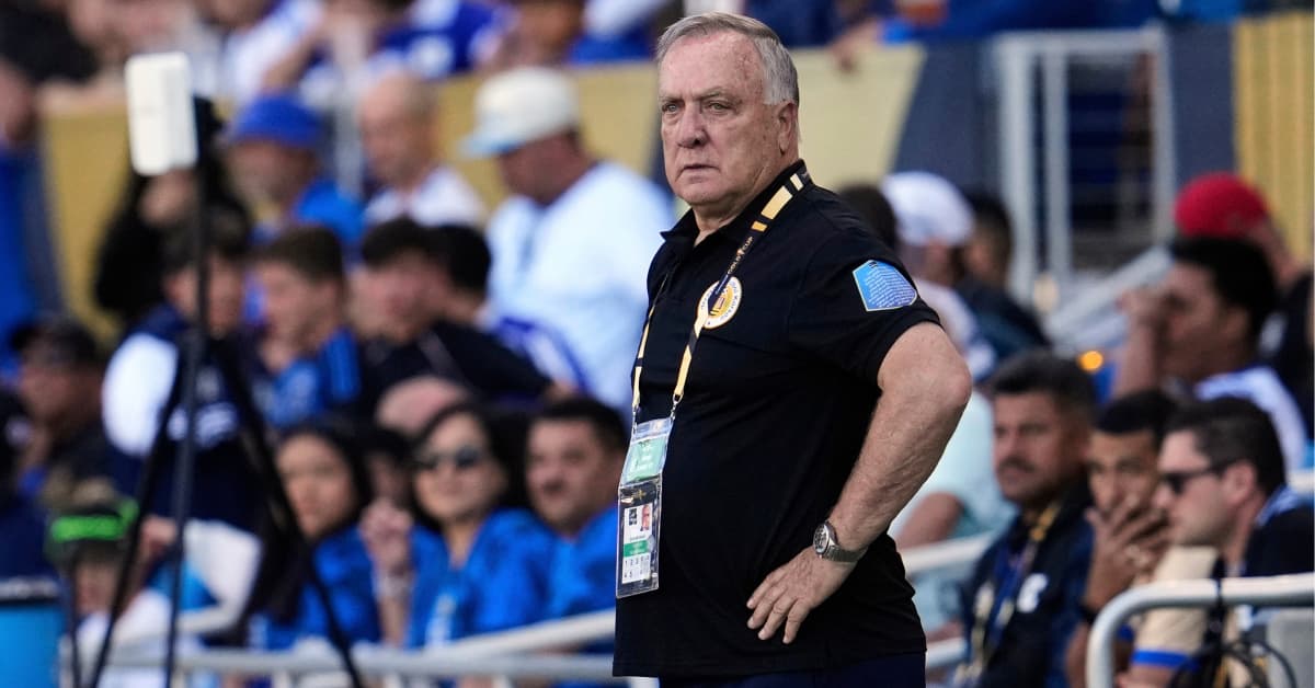 Curaçao Milli Takımı'nda Dick Advocaat Yeniden Görevde: Dünya Kupası Hedefi
