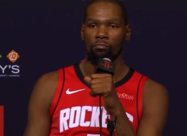 Durant: Takım değiştirmem zor görünüyor ama çok insan biriktirdim