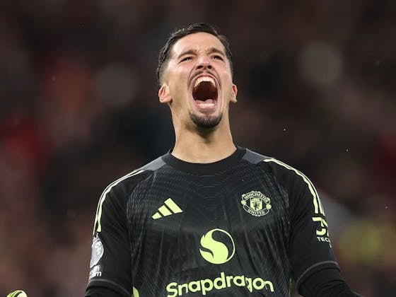 Altay Bayındır'dan Takım Arkadaşlarına Chelsea Galibiyeti Coşkusunu Kaybetmeyin Çağrısı
