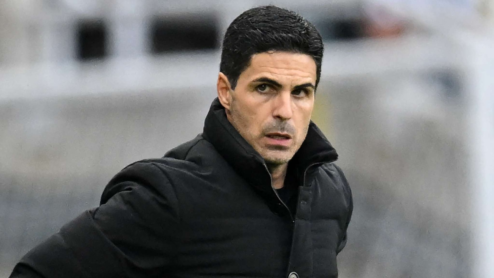 Arteta, Joelinton ile Tartışan Yardımcı Antrenörü Sakinleştirmek Zorunda Kaldı