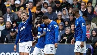 Everton Wolverhampton'ı 3-2 Yendi Üç Maçlık Galibiyet Serisi Yakaladı Grealish'ten İki Asist Hwang Hee-chan'ın Golüyle Sonuçlanan Üç Atakta Rol Oynadı